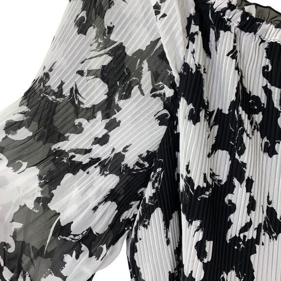 Lane Bryant Floral Chiffon Off the Shoulder Tops Plus Size 26/28 Pleated Blouse - Picture 10 of 16